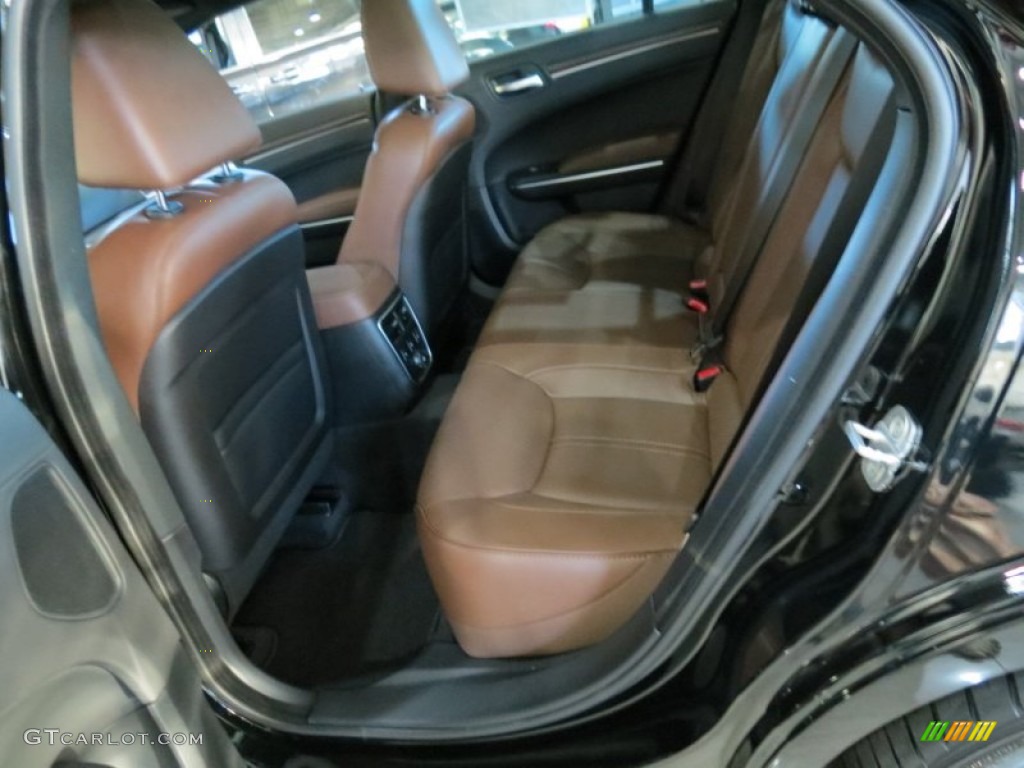 2013 Chrysler 300 C John Varvatos Luxury Edition Rear Seat Photo #78611297