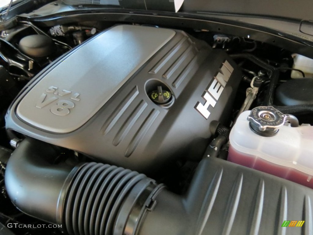 2013 Chrysler 300 C John Varvatos Luxury Edition 5.7 liter HEMI OHV 16-Valve VVT V8 Engine Photo #78611339