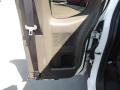 Avalanche White - Frontier SV V6 King Cab Photo No. 9