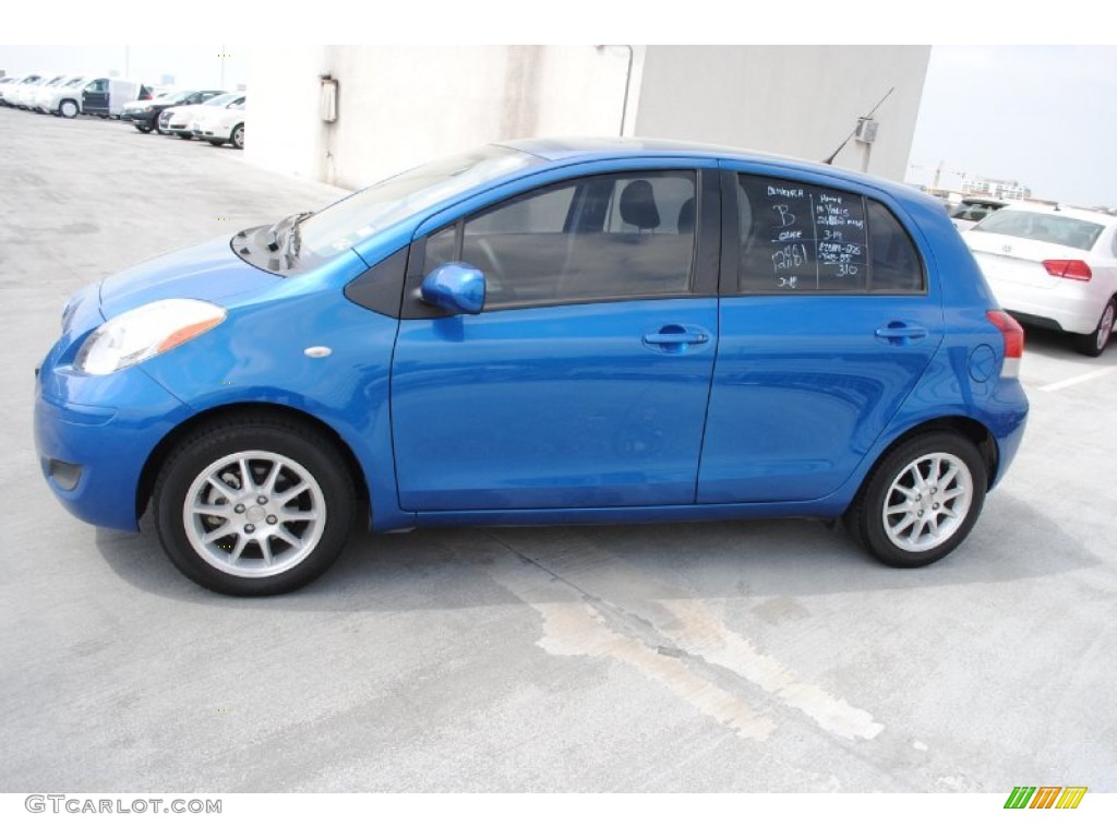 Blazing Blue Pearl 2010 Toyota Yaris 5 Door Liftback Exterior Photo #78617571
