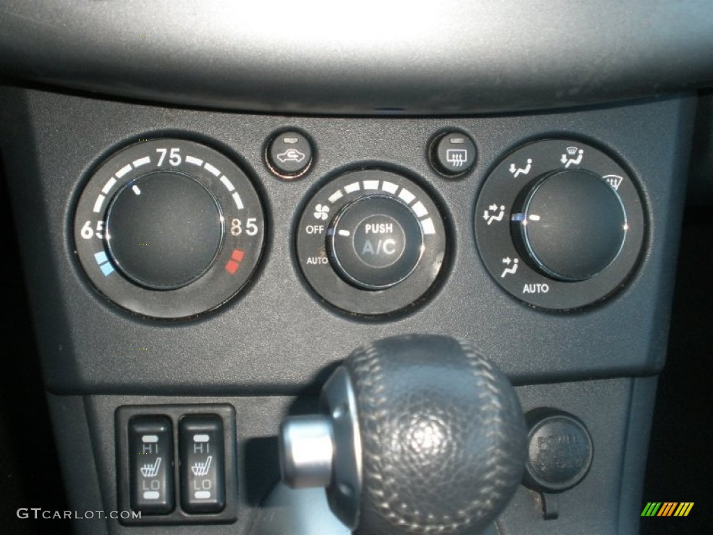 2007 Mitsubishi Eclipse GT Coupe Controls Photo #78618213