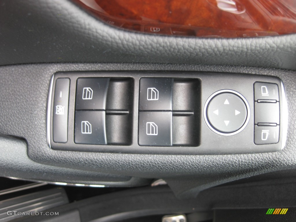 2011 Mercedes-Benz C 300 Sport Controls Photo #78620523