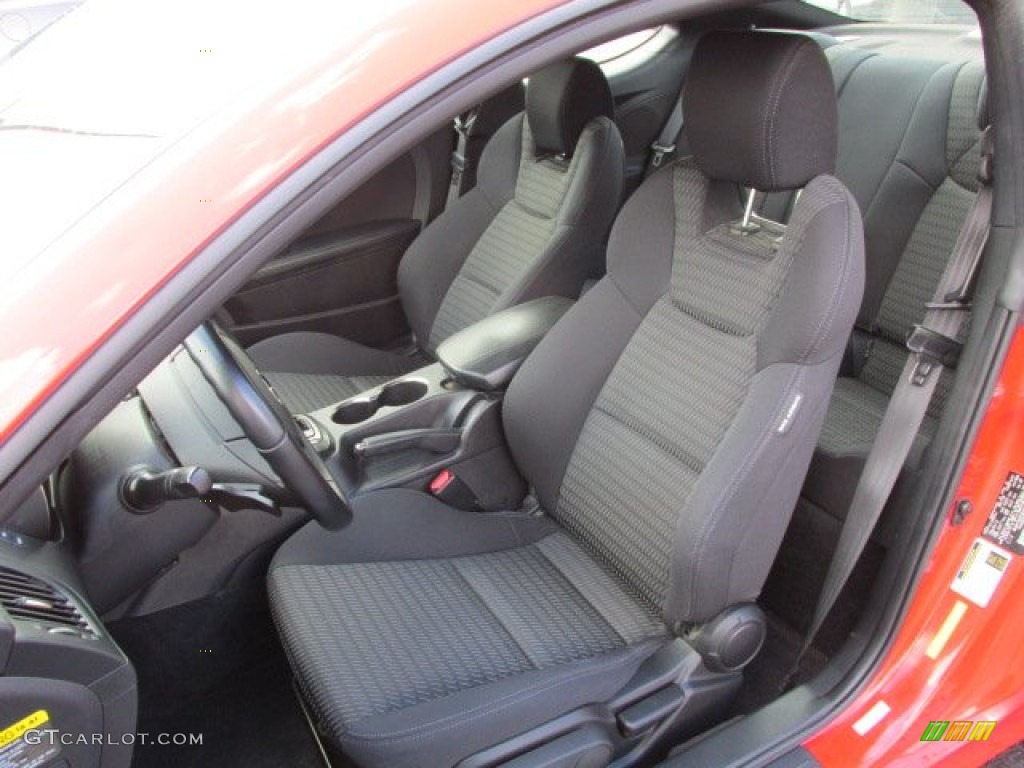 2013 Hyundai Genesis Coupe 2.0T Front Seat Photos