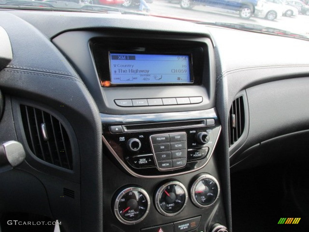2013 Hyundai Genesis Coupe 2.0T Controls Photo #78621033