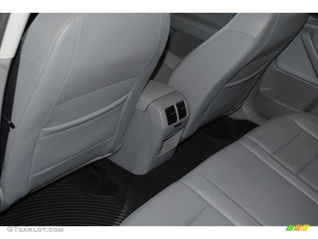 2009 Jetta SE Sedan - Platinum Gray Metallic / Art Grey photo #14