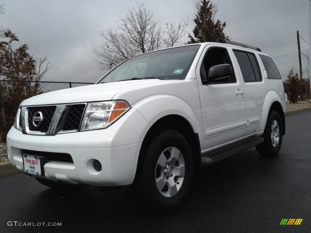 2007 Pathfinder S 4x4 - Avalanche White / Graphite photo #1