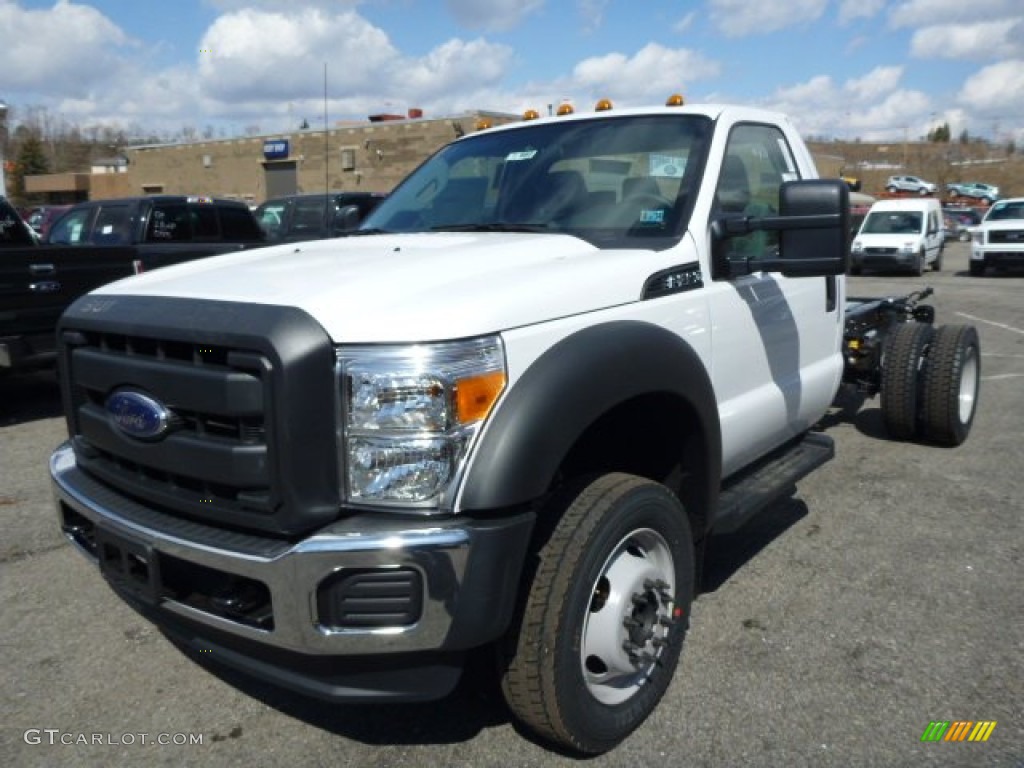 Oxford White 2013 Ford F450 Super Duty XL Regular Cab 4x4 Chassis Exterior Photo #78622839