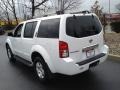 2007 Avalanche White Nissan Pathfinder S 4x4  photo #5