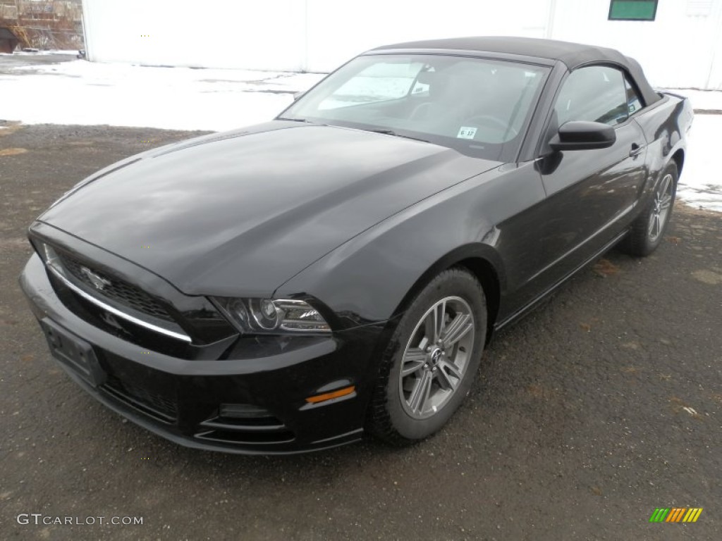 Black Ford Mustang