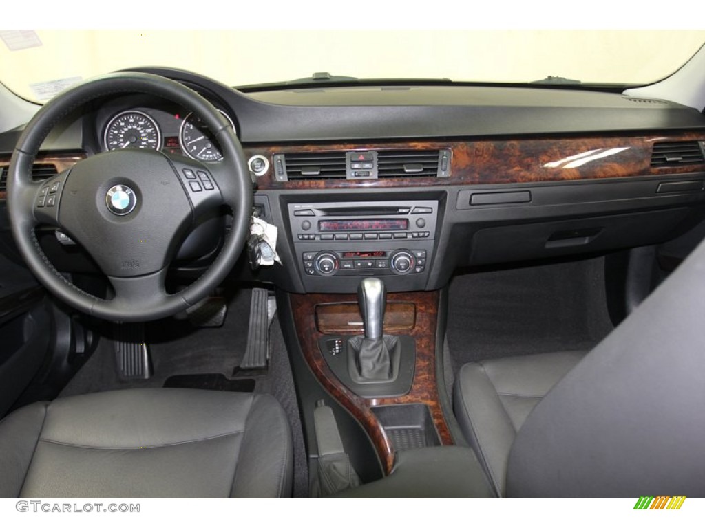 2007 BMW 3 Series 328i Sedan Black Dashboard Photo #78625108