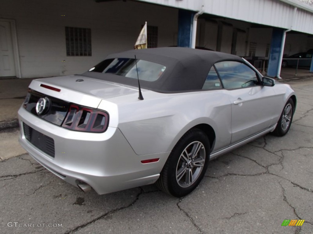 2013 Mustang V6 Premium Convertible - Ingot Silver Metallic / Charcoal Black photo #8