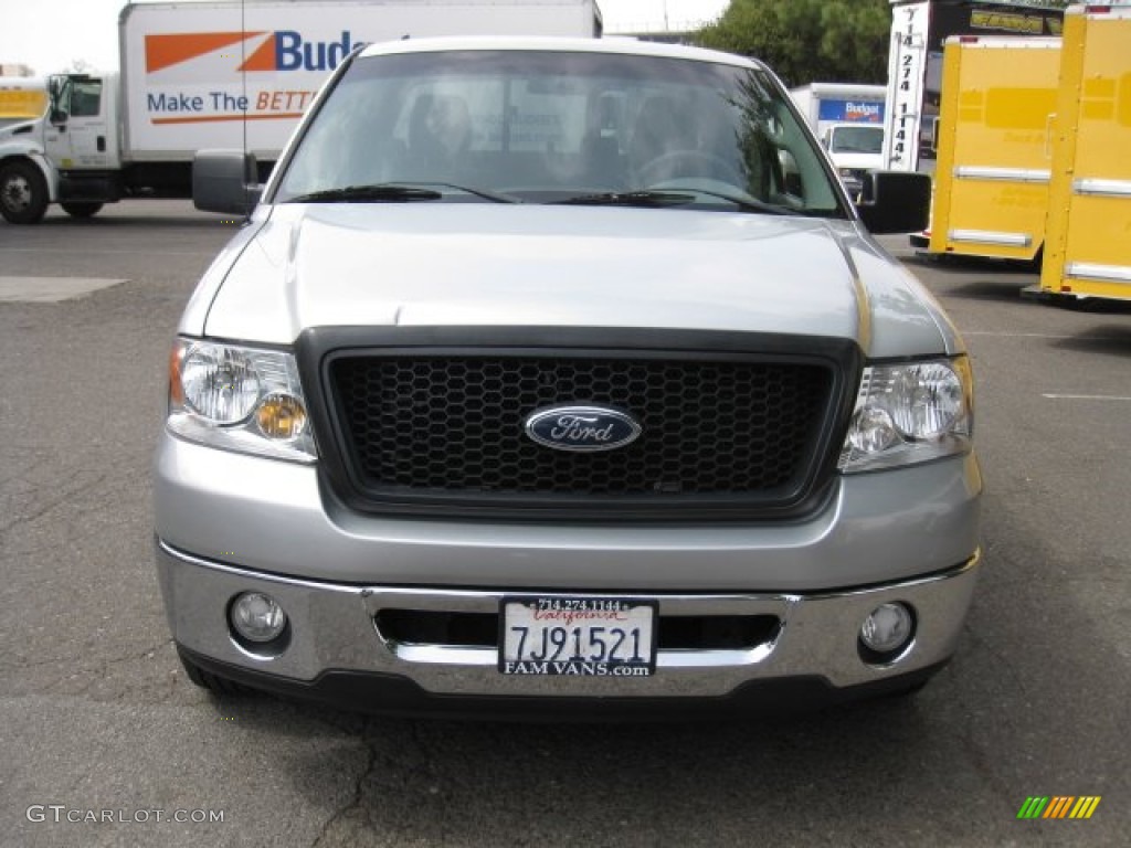 2004 F150 XLT SuperCab - Silver Metallic / Dark Flint photo #2