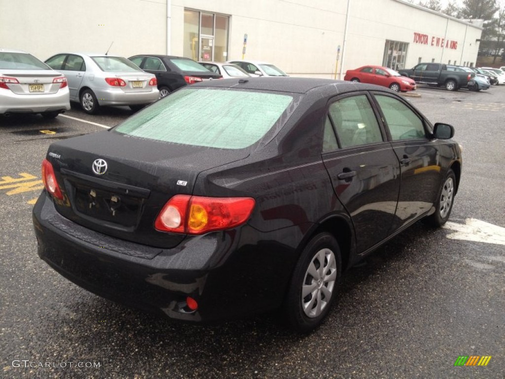 2009 Corolla LE - Black Sand Pearl / Ash photo #6