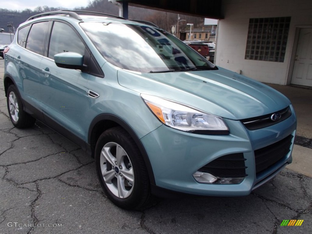 2013 Escape SE 1.6L EcoBoost 4WD - Frosted Glass Metallic / Charcoal Black photo #2