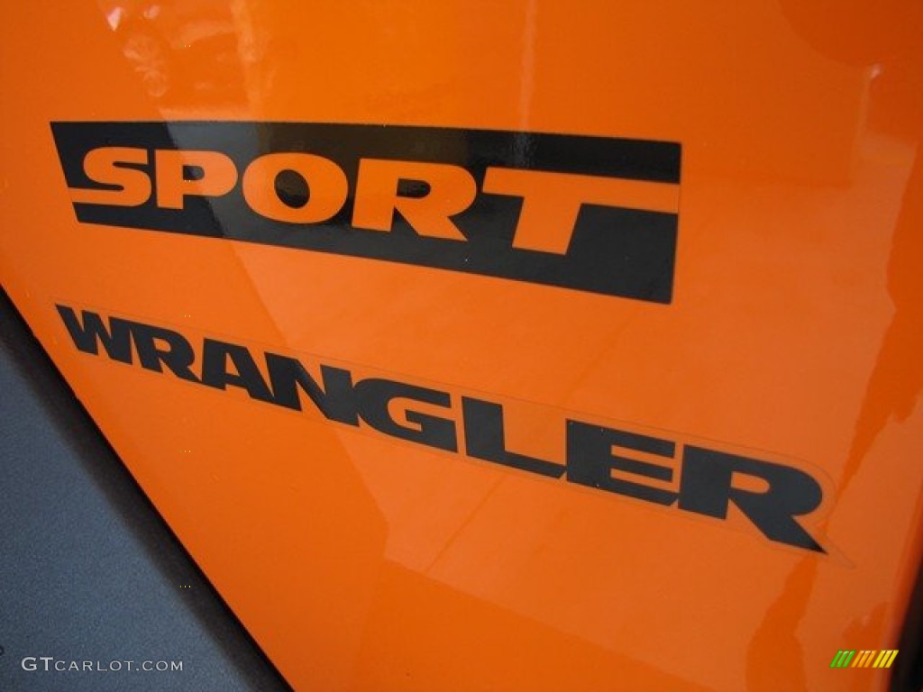 2012 Wrangler Sport 4x4 - Crush Orange / Black photo #30