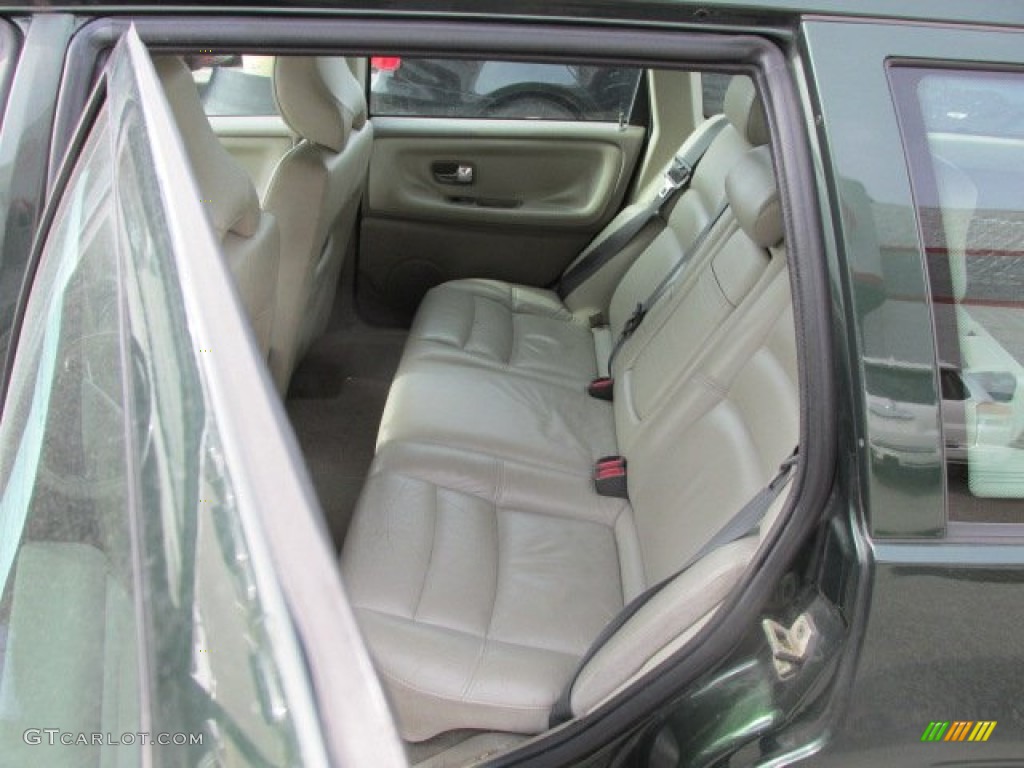 1999 Volvo V70 XC AWD Interior Color Photos