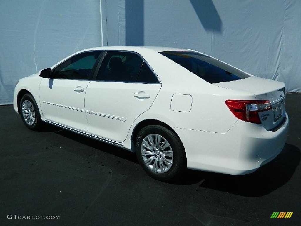 2013 Camry LE - Super White / Ivory photo #6