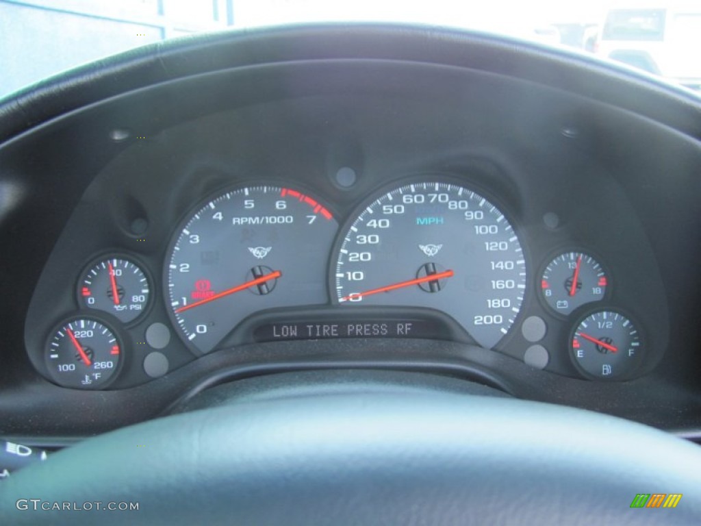 2002 Chevrolet Corvette Convertible Gauges Photo #78644522