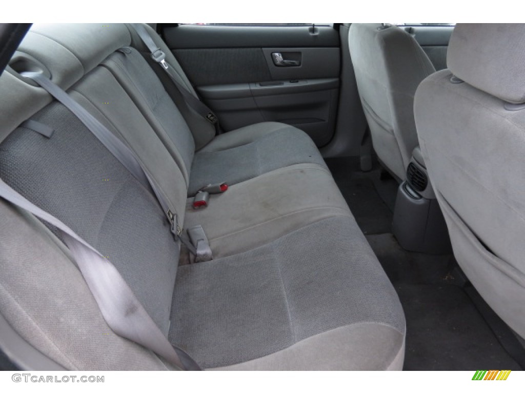 Medium Graphite Interior 2002 Ford Taurus SE Photo #78645757