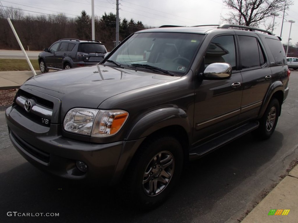 2007 Sequoia Limited 4WD - Phantom Gray Pearl / Light Charcoal photo #4