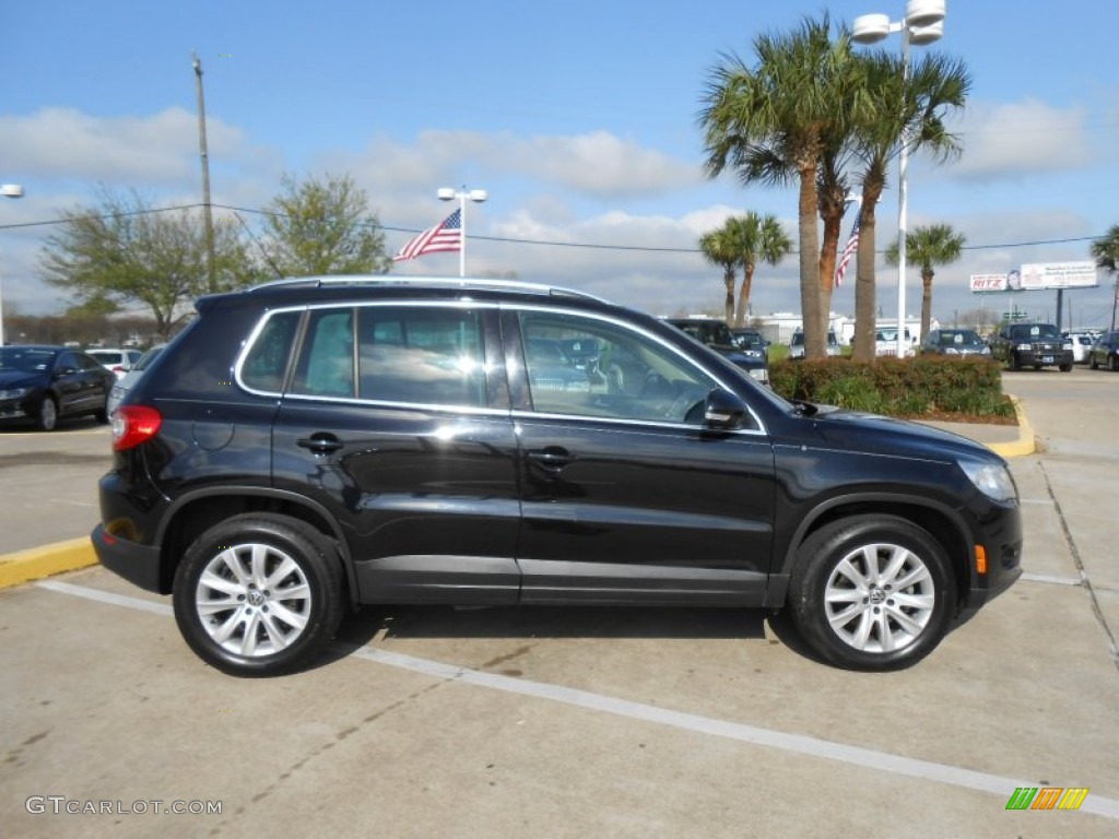 Deep Black Metallic 2009 Volkswagen Tiguan SE Exterior Photo #78646936