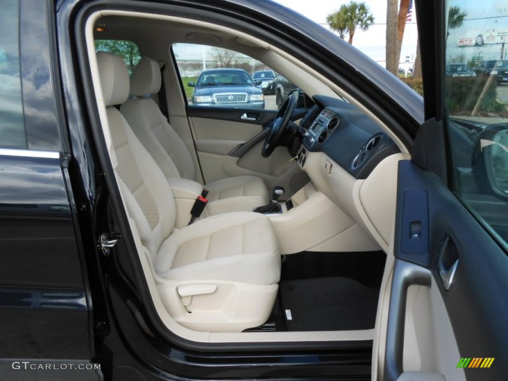 2009 Tiguan SE - Deep Black Metallic / Sandstone photo #18