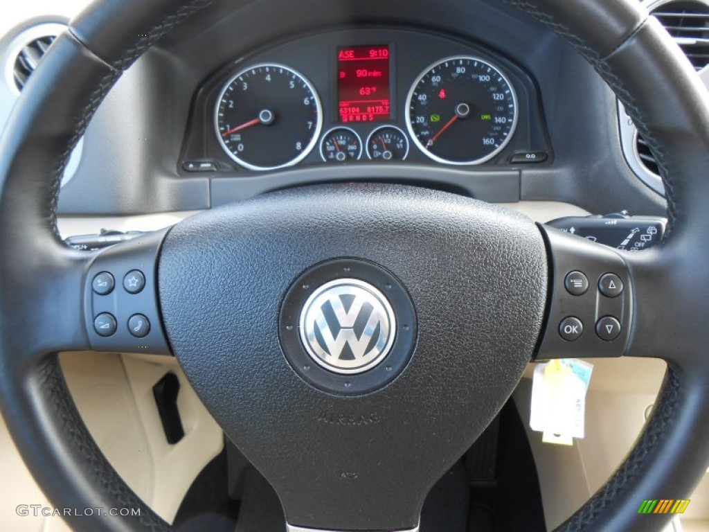 2009 Volkswagen Tiguan SE Steering Wheel Photos