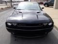 Pitch Black - Challenger R/T Plus Photo No. 3