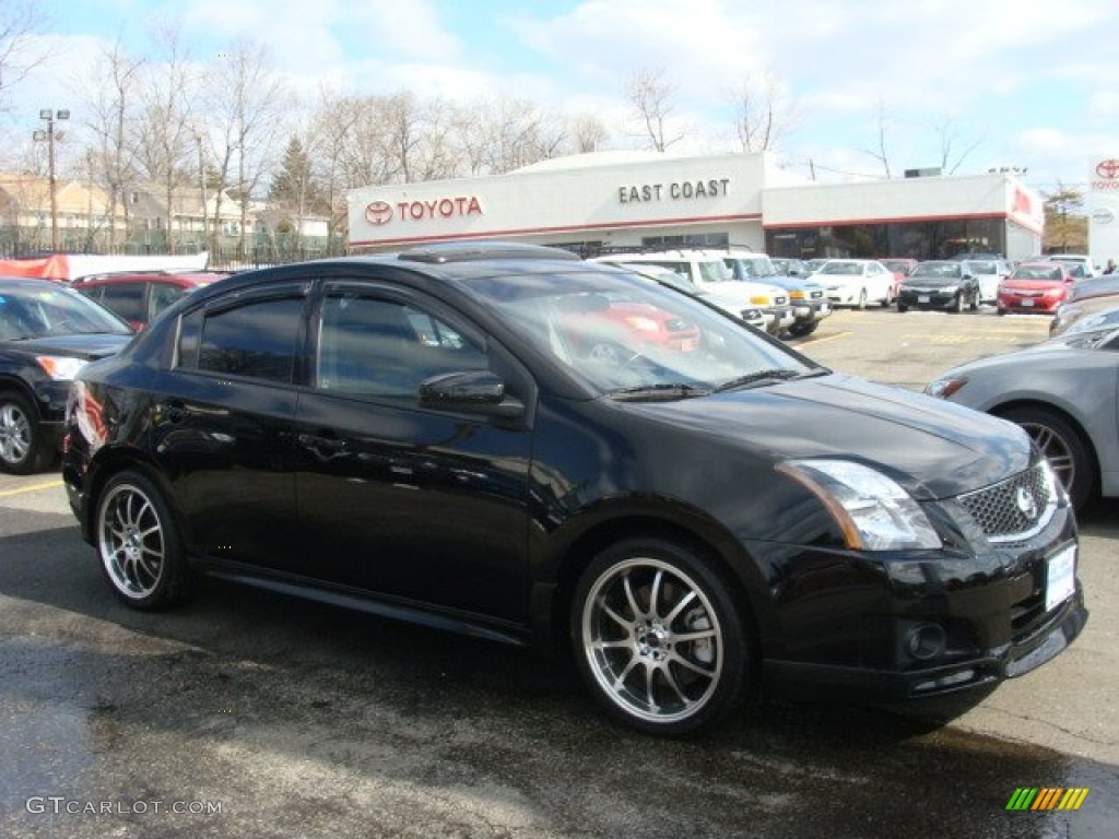 2011 Sentra SE-R Spec V - Super Black / SE-R Charcoal photo #1