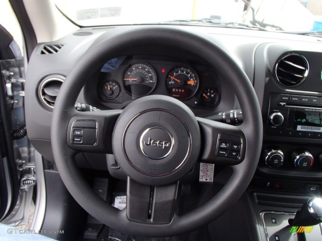 2014 Jeep Patriot Sport Dark Slate Gray Steering Wheel Photo #78649387