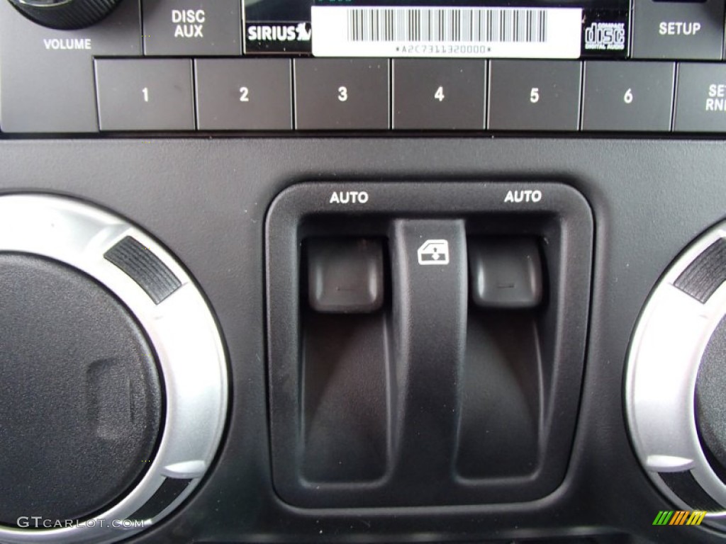 2013 Jeep Wrangler Rubicon 4x4 Controls Photo #78649807