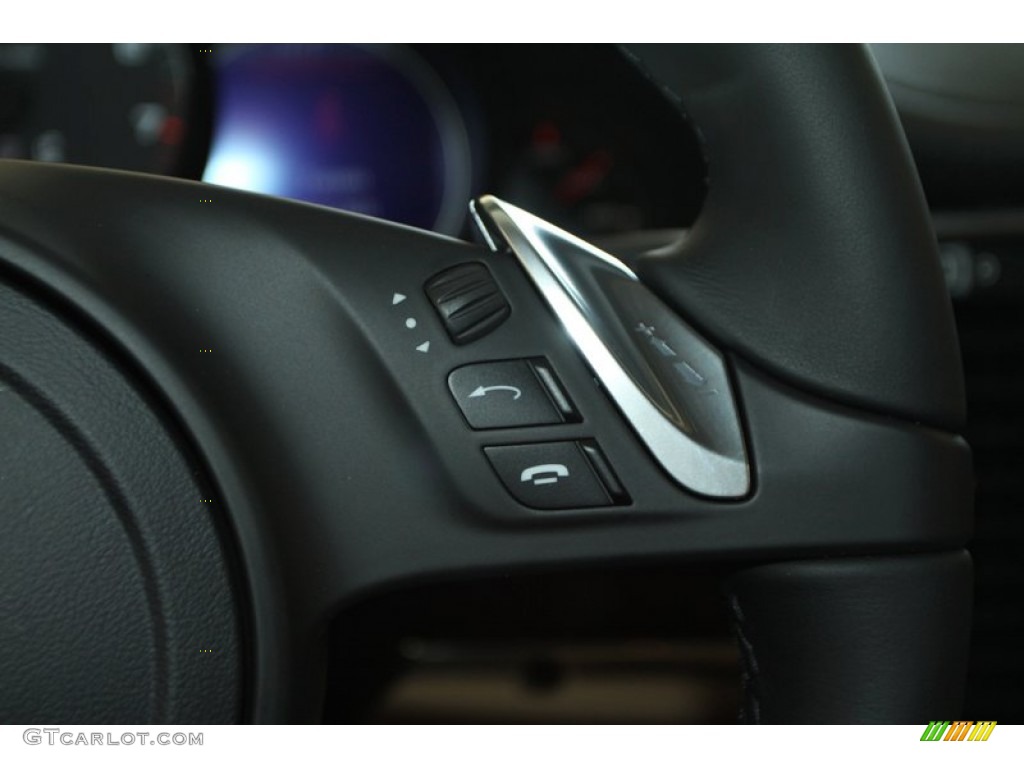 2013 Porsche Panamera V6 Controls Photo #78650279