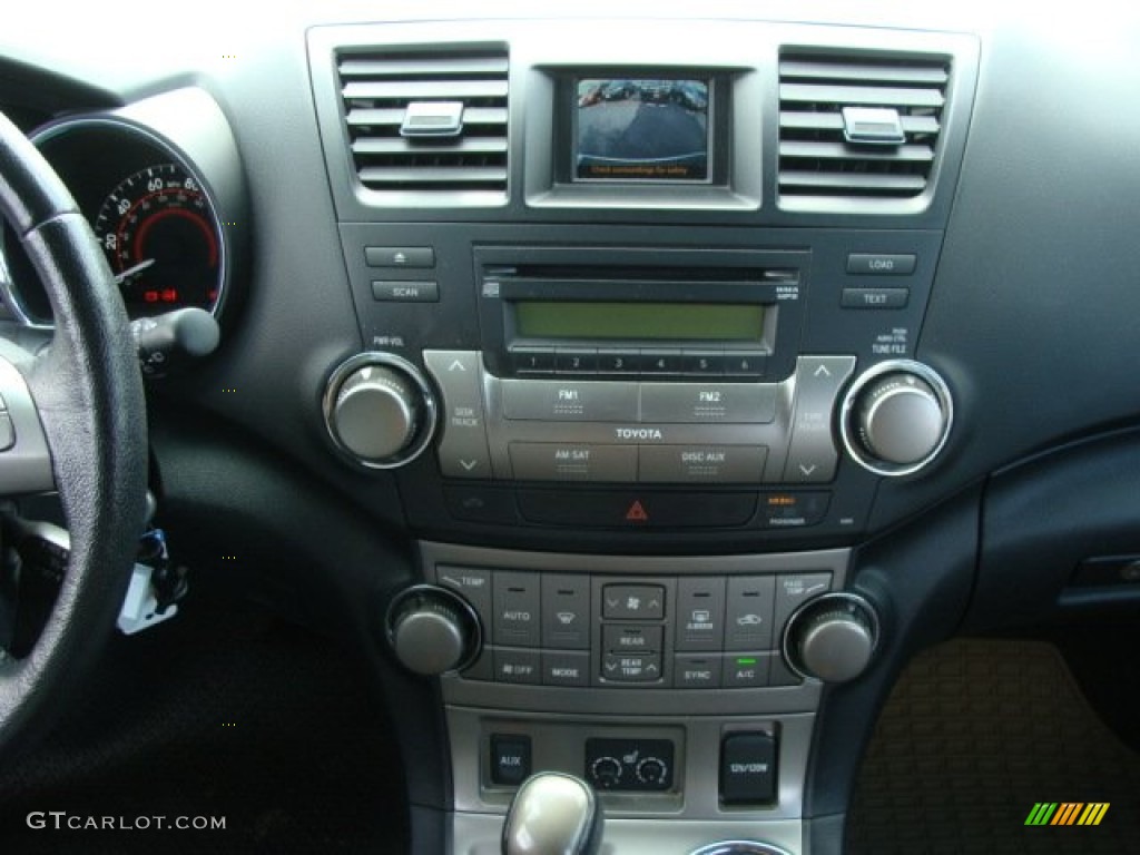 2010 Highlander SE 4WD - Classic Silver Metallic / Black photo #11