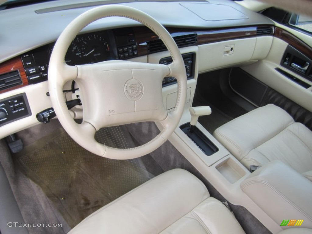 1995 Cadillac Eldorado Standard Eldorado Model Cappuccino Cream Dashboard Photo #78650494