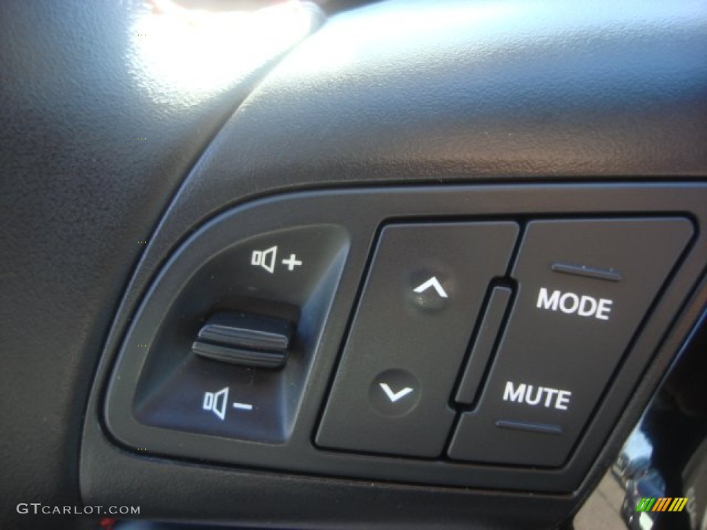 2013 Kia Forte Koup SX Controls Photo #78650581