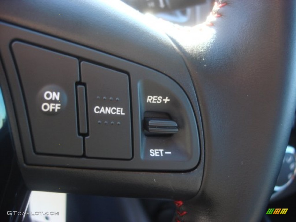 2013 Kia Forte Koup SX Controls Photo #78650596