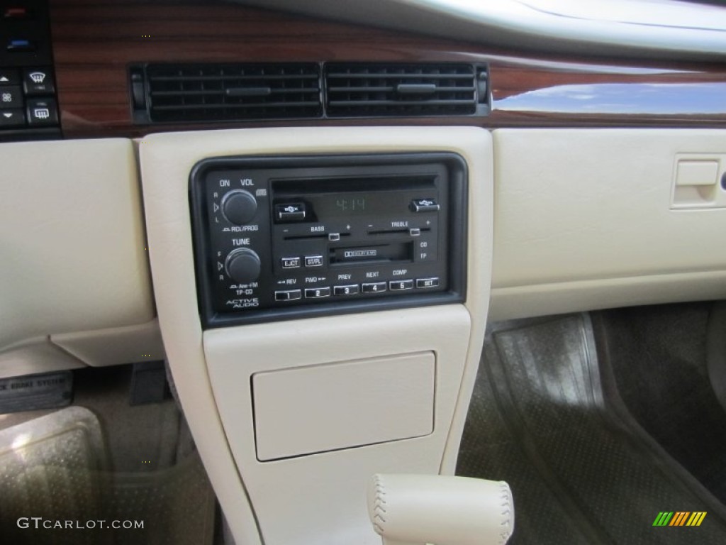 1995 Cadillac Eldorado Standard Eldorado Model Controls Photo #78650629