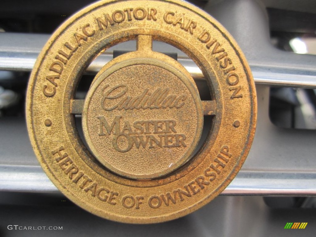 1995 Cadillac Eldorado Standard Eldorado Model Marks and Logos Photo #78650989