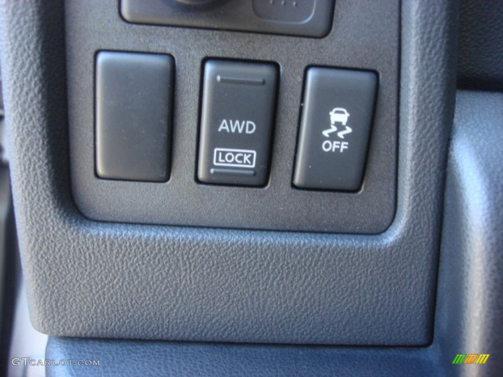 2012 Rogue S AWD - Platinum Graphite / Black photo #21