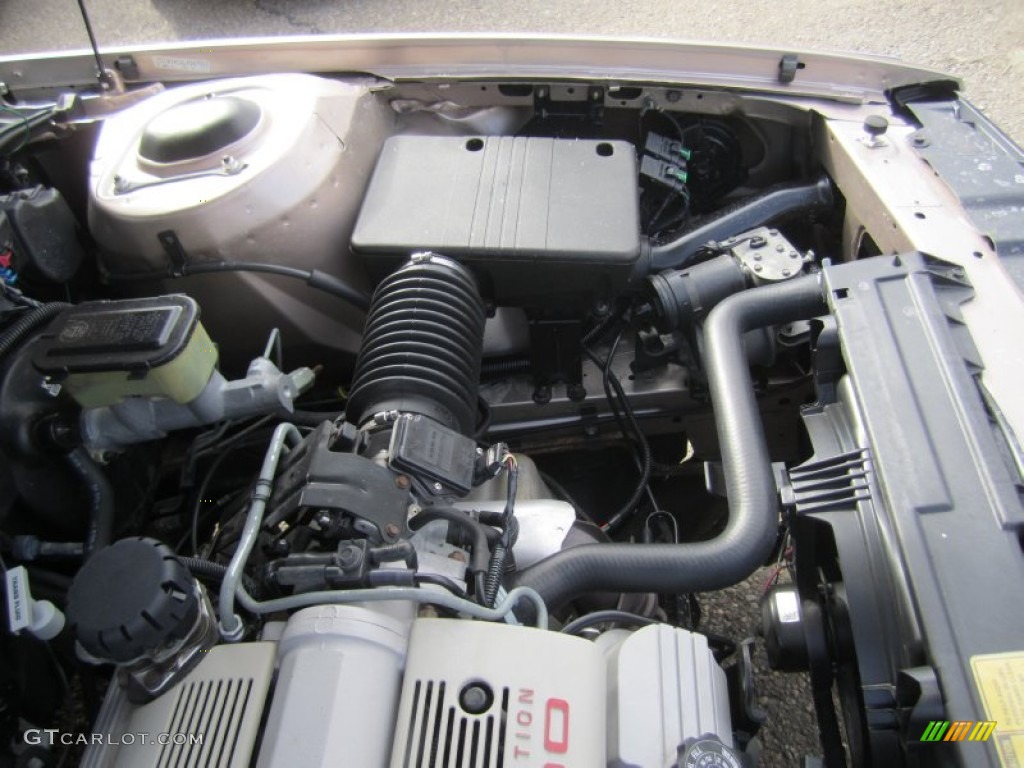 1990 Oldsmobile Ninety-Eight Regency Sedan Engine Photos