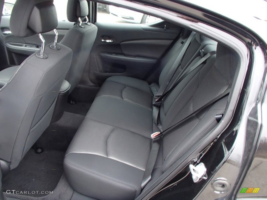 2013 Dodge Avenger SXT Blacktop Rear Seat Photos