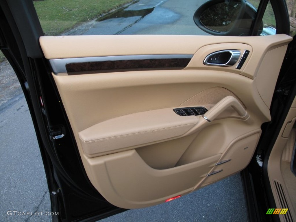 2013 Porsche Cayenne Diesel Luxor Beige Door Panel Photo #78652267