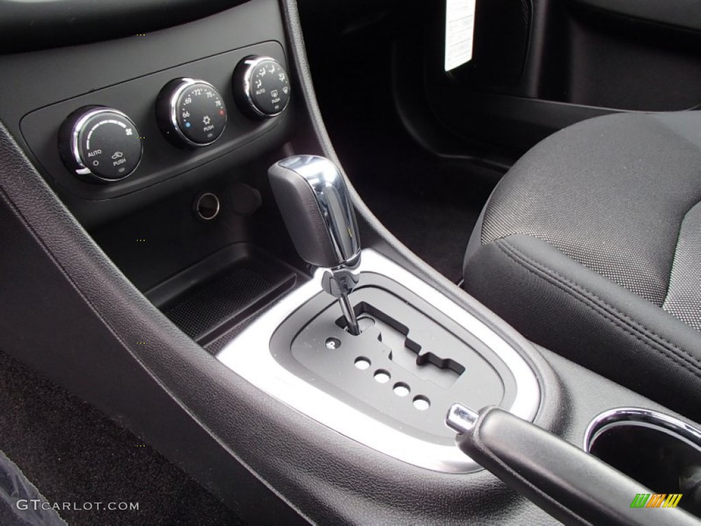 2013 Dodge Avenger SXT Blacktop Transmission Photos