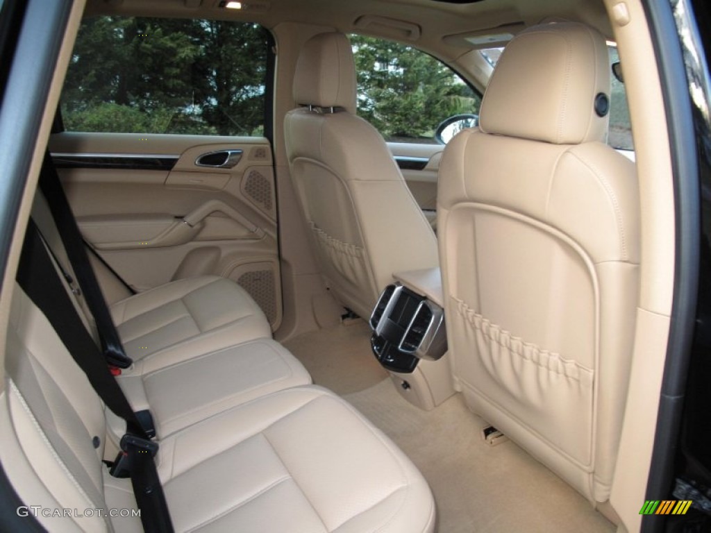 2013 Porsche Cayenne Diesel Rear Seat Photo #78652360