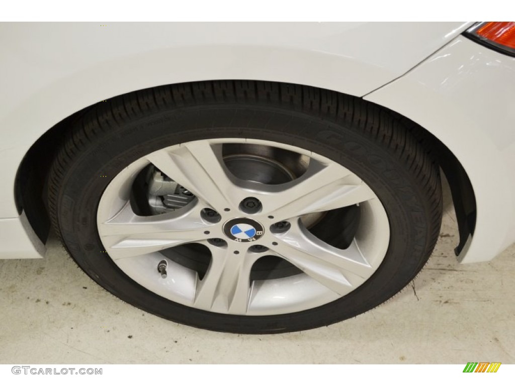 2013 1 Series 128i Coupe - Alpine White / Coral Red photo #3
