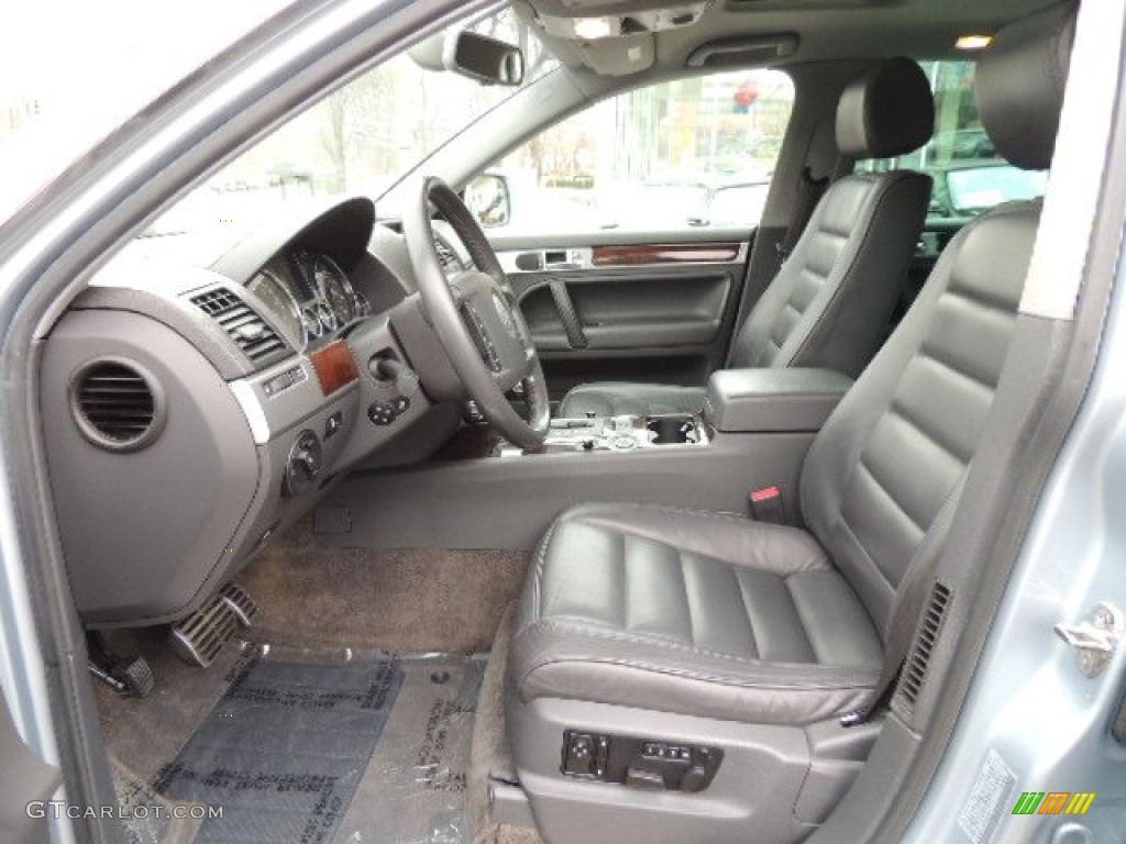 Anthracite Interior 2004 Volkswagen Touareg V8 Photo #78655861
