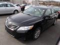 Black - Camry LE Photo No. 3