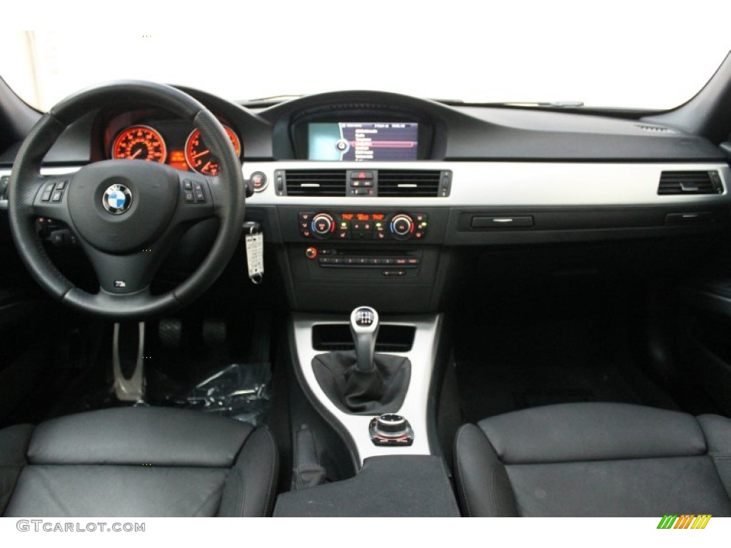 2010 BMW 3 Series 335i Sedan Black Dashboard Photo #78657325
