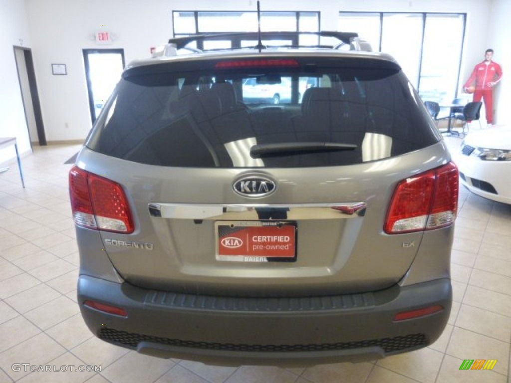 2011 Sorento EX AWD - Titanium Silver / Black photo #6