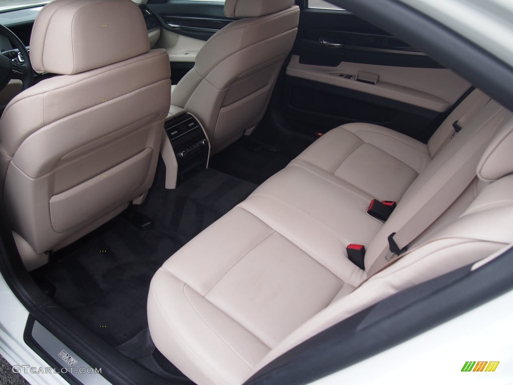 Oyster/Black Interior 2011 BMW 7 Series 750Li Sedan Photo #78658699